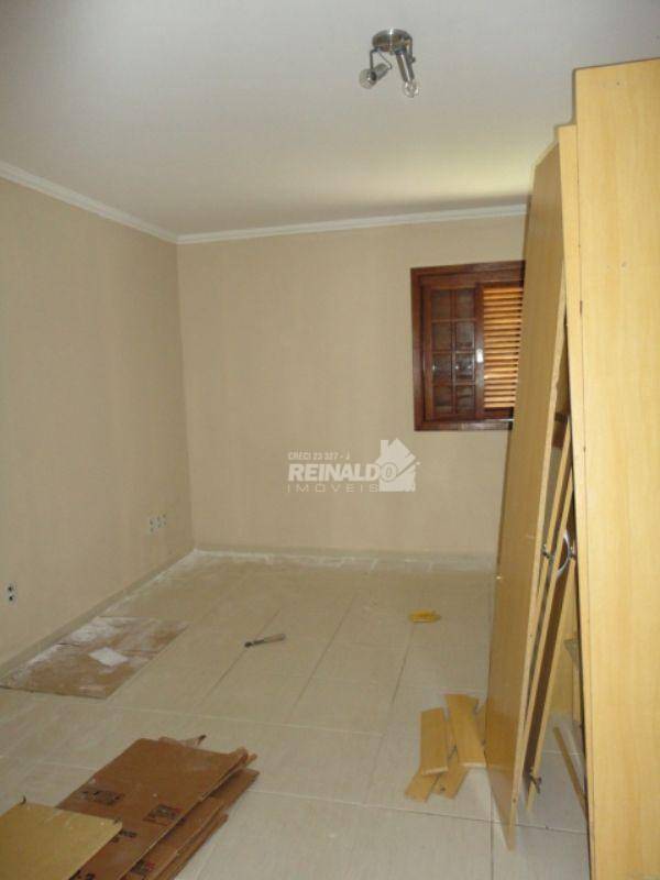 Casa de Condomínio para alugar com 3 quartos, 250m² - Foto 19