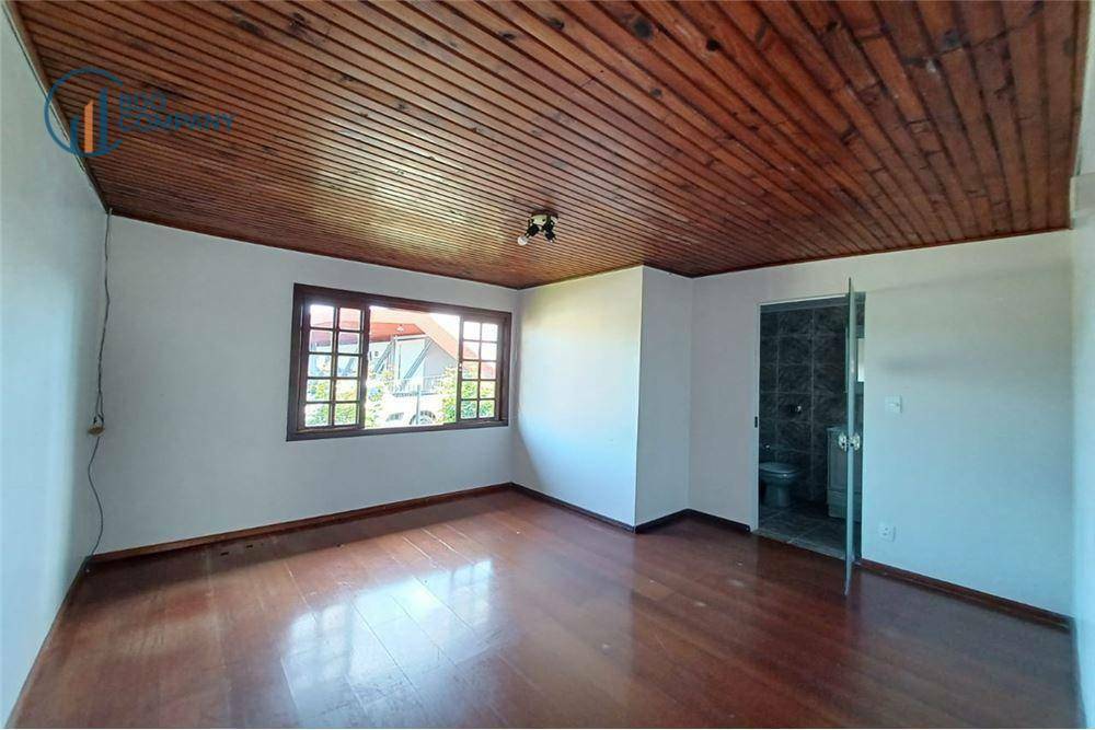 Casa à venda com 3 quartos, 130m² - Foto 7