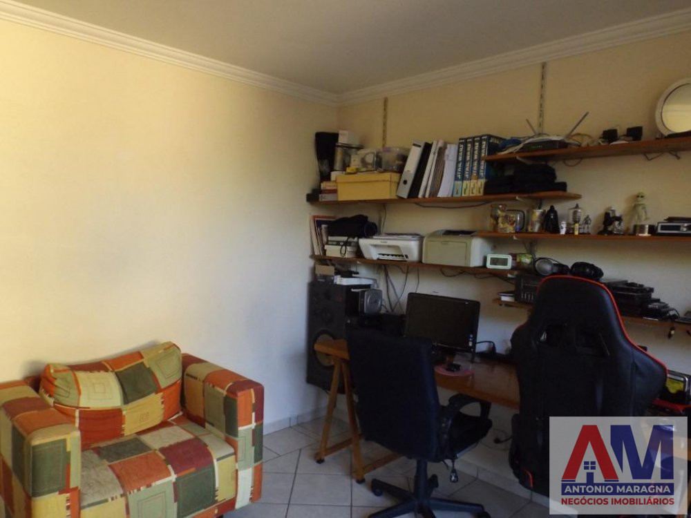 Casa à venda com 3 quartos, 240m² - Foto 48