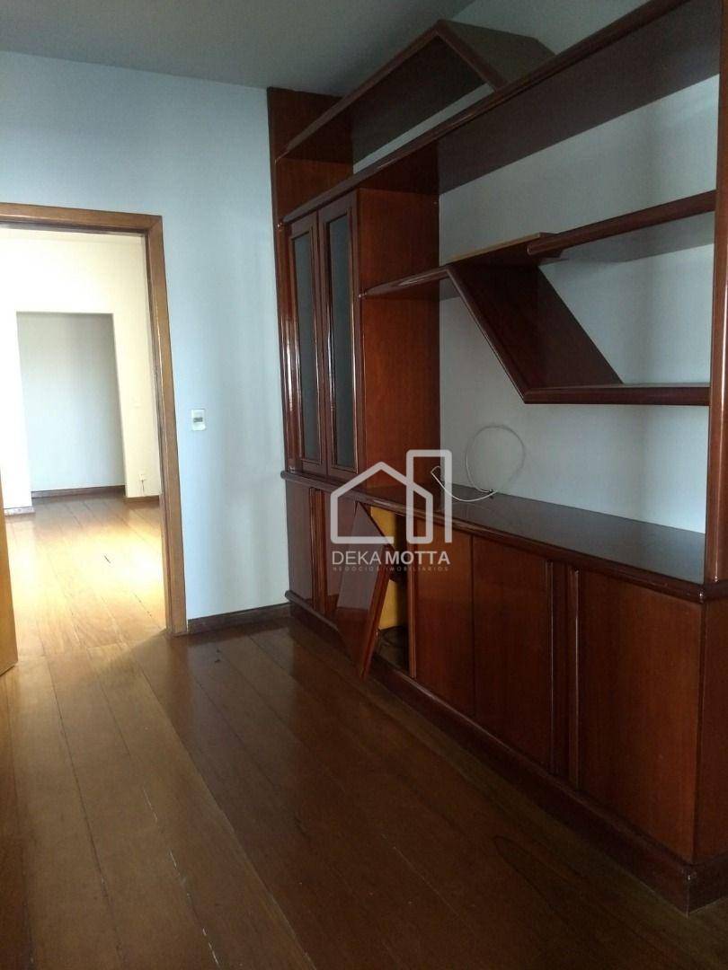 Apartamento à venda com 3 quartos, 230m² - Foto 4