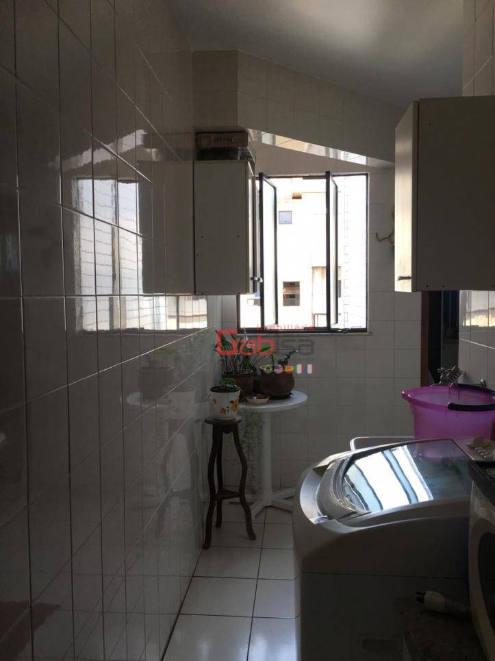 Apartamento à venda com 3 quartos, 130m² - Foto 5