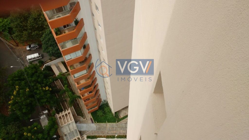 Apartamento à venda com 3 quartos, 130m² - Foto 14