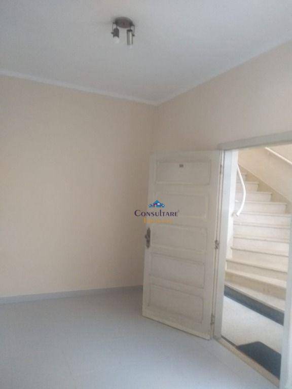 Apartamento à venda com 2 quartos, 55m² - Foto 17