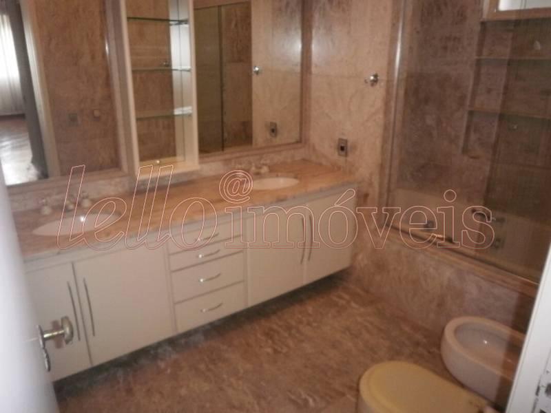 Apartamento para alugar com 4 quartos, 382m² - Foto 19