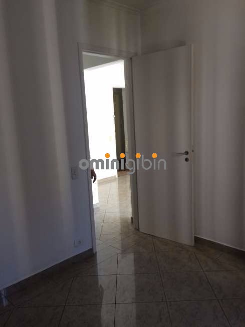 Apartamento para alugar com 1 quarto, 50m² - Foto 4