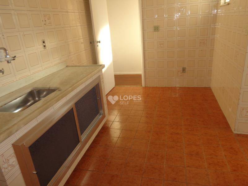 Apartamento à venda com 3 quartos, 98m² - Foto 12