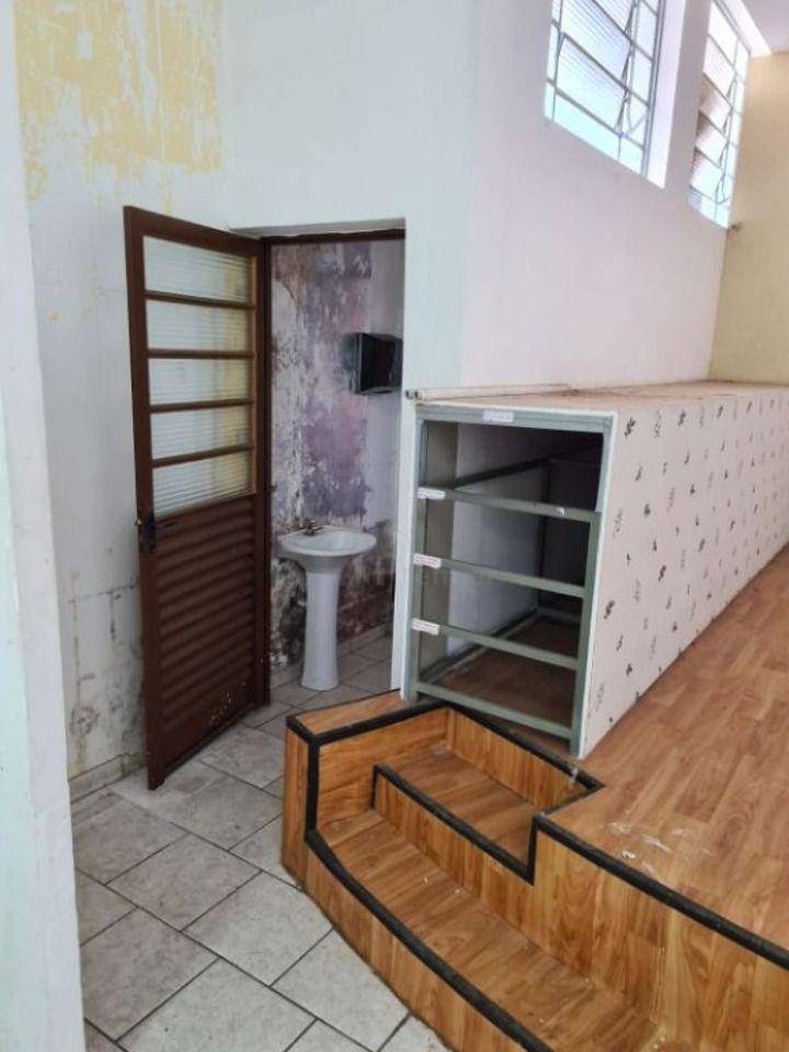 Loja-Salão à venda e aluguel, 300m² - Foto 13