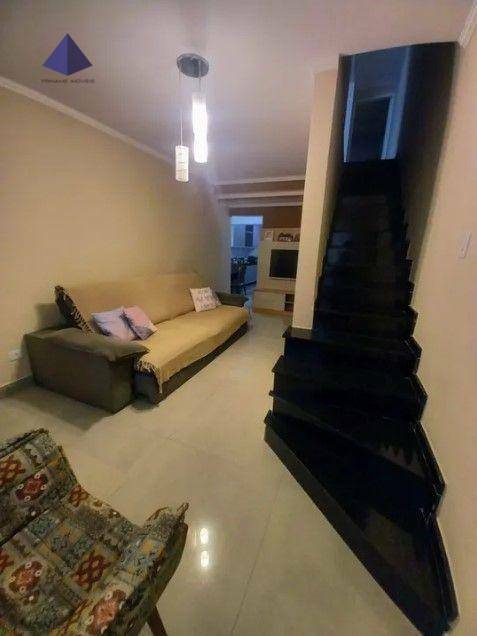 Sobrado à venda com 2 quartos, 125m² - Foto 1