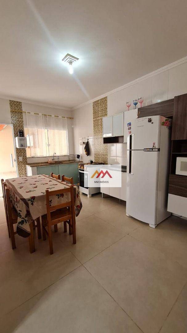 Casa à venda com 2 quartos, 90m² - Foto 6