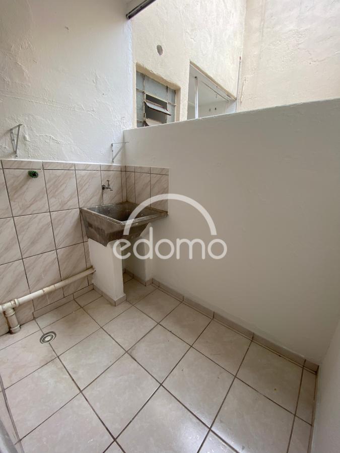 Apartamento para alugar com 1 quarto, 45m² - Foto 12