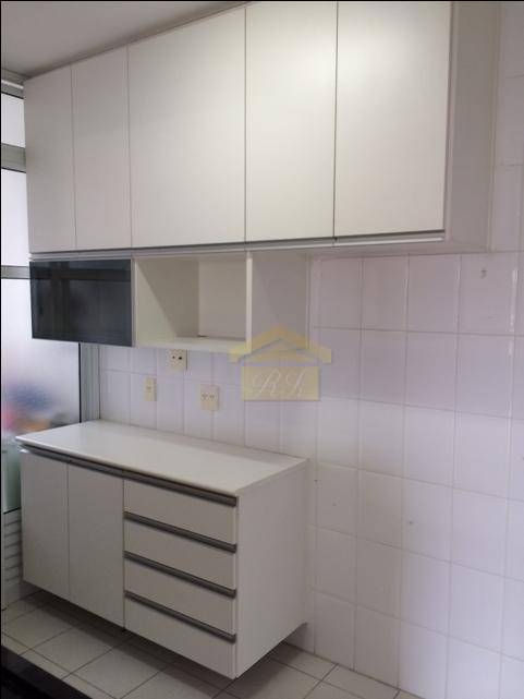 Apartamento à venda com 2 quartos, 83m² - Foto 4