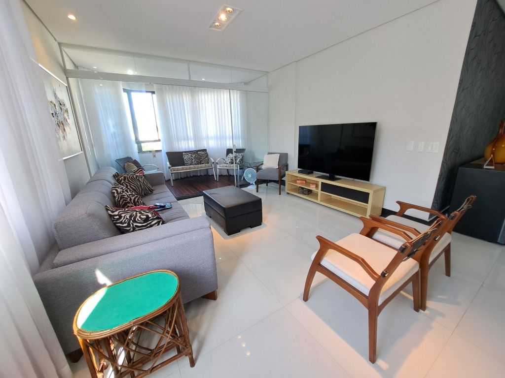 Apartamento à venda com 3 quartos, 180m² - Foto 6