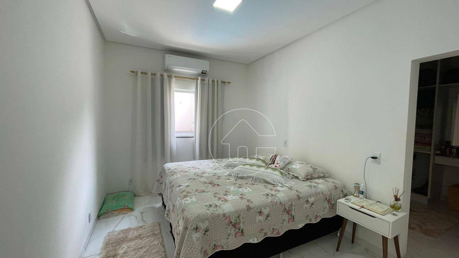 Casa à venda com 3 quartos, 141m² - Foto 4