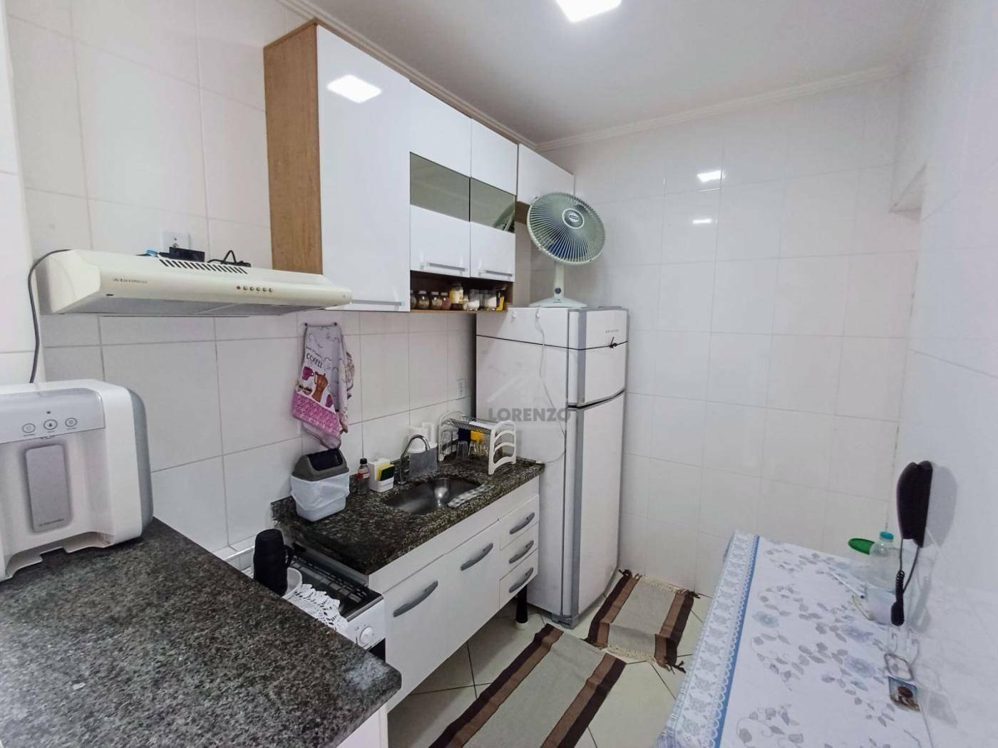 Apartamento à venda com 2 quartos, 48m² - Foto 4