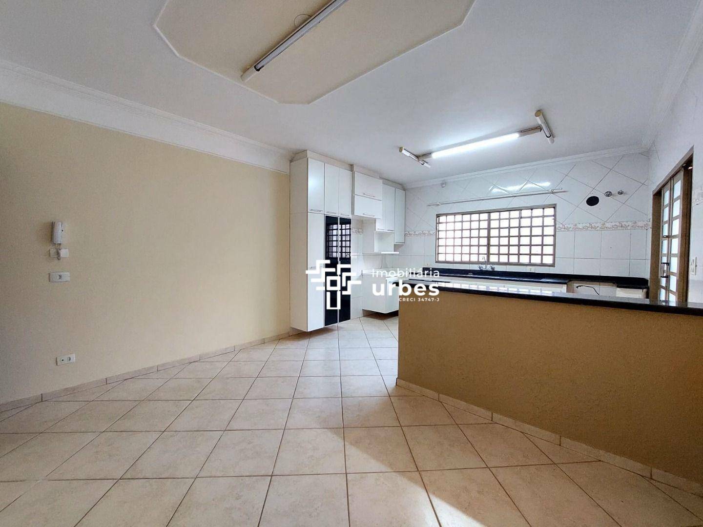 Casa para alugar com 3 quartos, 226m² - Foto 6
