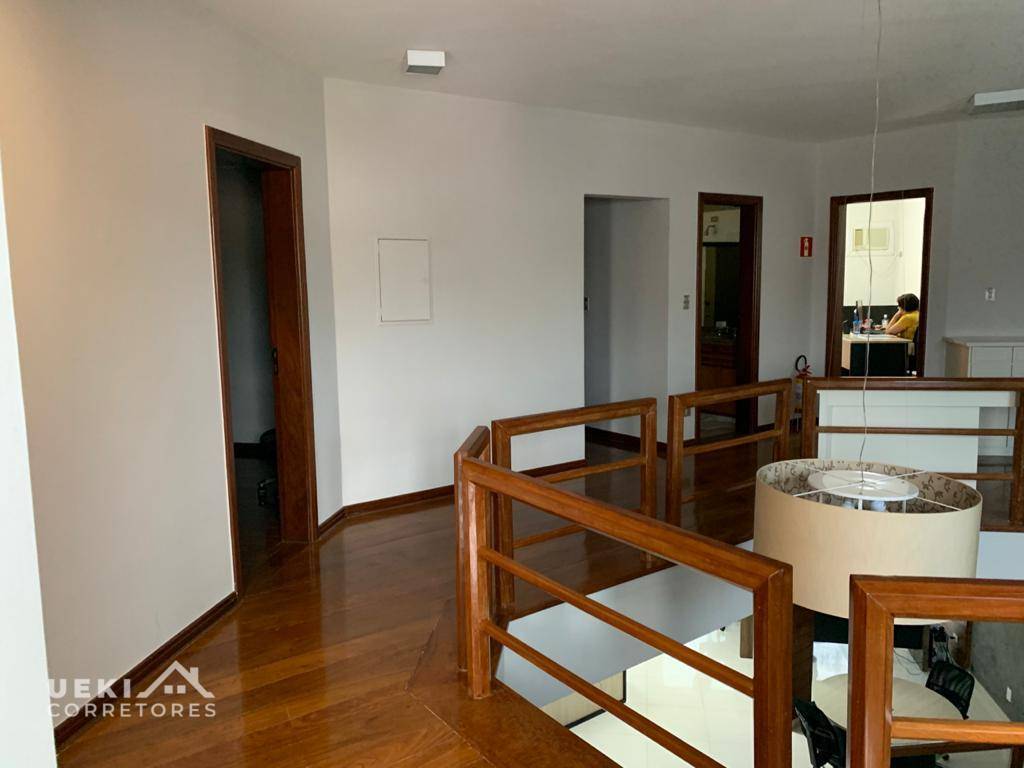 Casa à venda com 4 quartos, 328m² - Foto 8