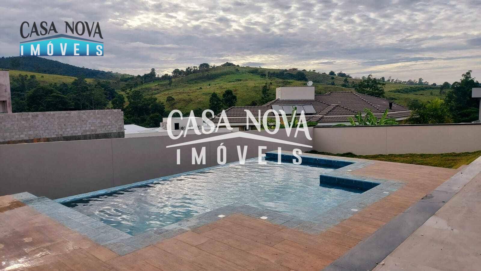 Casa de Condomínio à venda com 4 quartos, 320m² - Foto 32