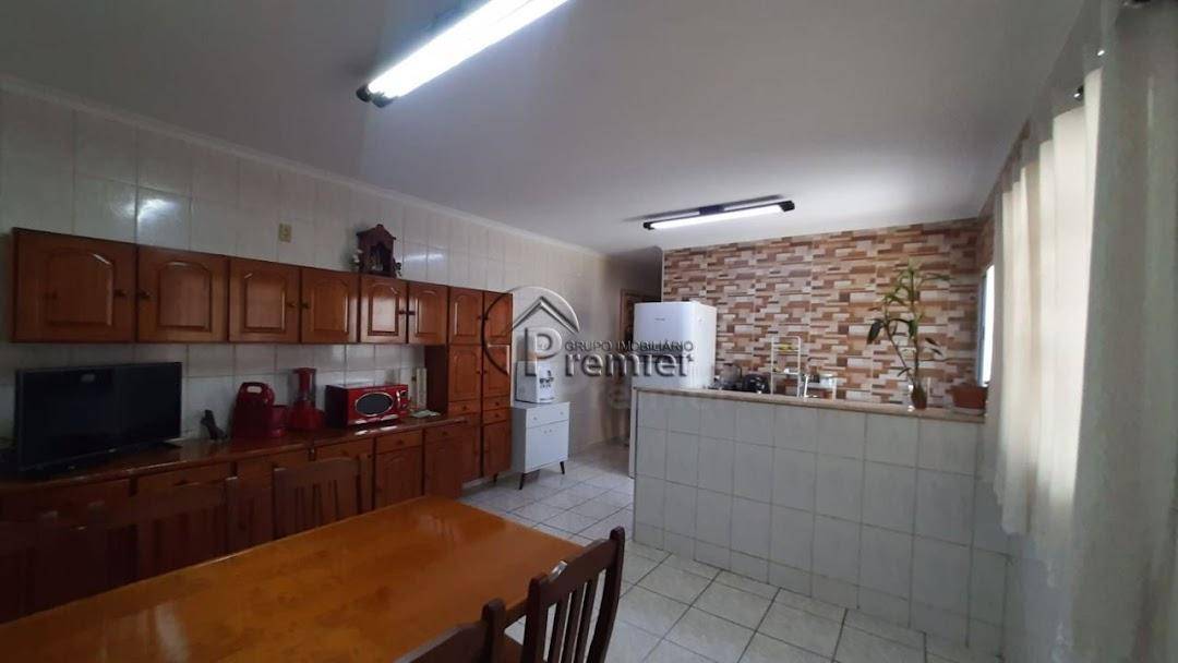 Casa à venda com 3 quartos, 182m² - Foto 24