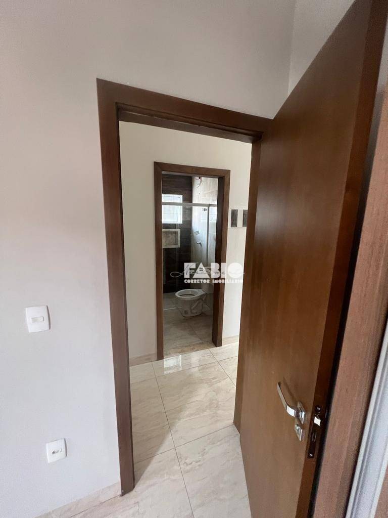 Casa à venda com 2 quartos, 85m² - Foto 9