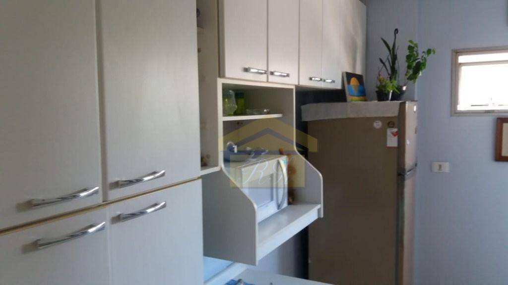 Apartamento à venda com 2 quartos, 68m² - Foto 12