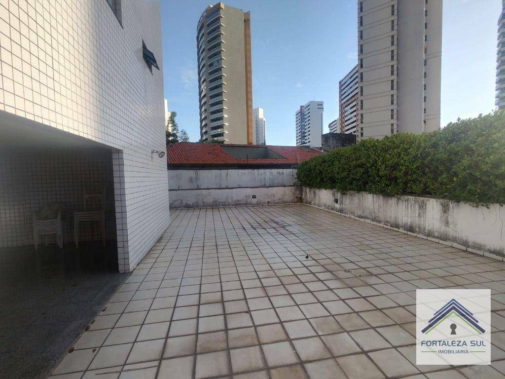 Apartamento à venda com 3 quartos, 164m² - Foto 11