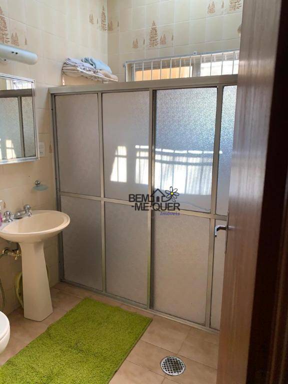 Casa à venda com 3 quartos, 300m² - Foto 38