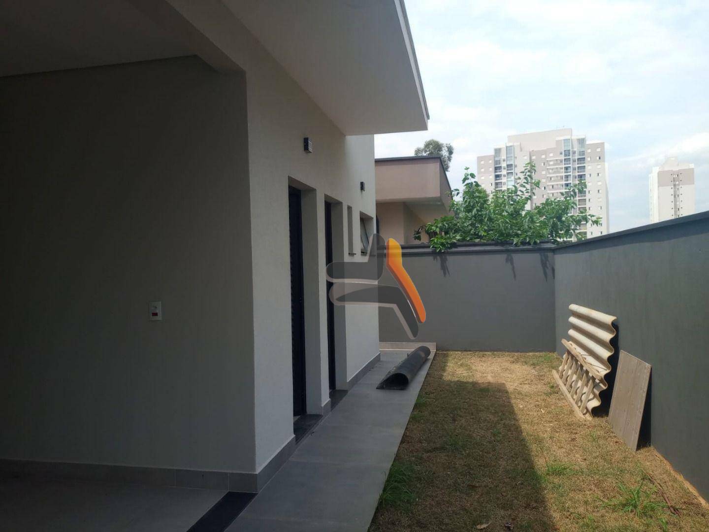 Casa de Condomínio à venda com 3 quartos, 192m² - Foto 4