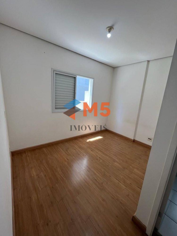 Apartamento à venda com 3 quartos, 86m² - Foto 3