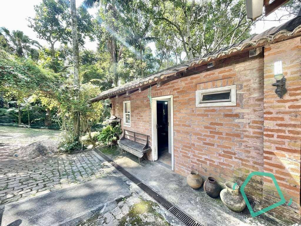 Casa de Condomínio à venda com 3 quartos, 363m² - Foto 48