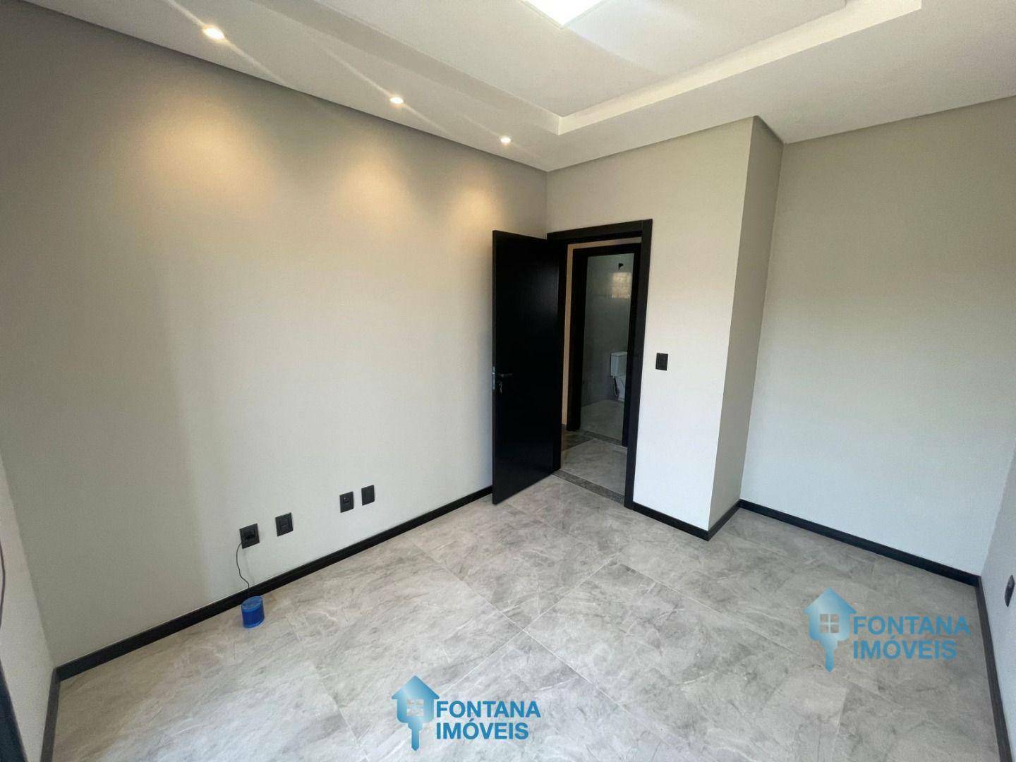 Casa à venda com 2 quartos, 70m² - Foto 6