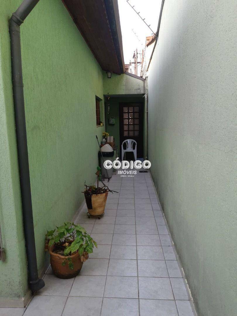 Casa à venda com 2 quartos, 140m² - Foto 17