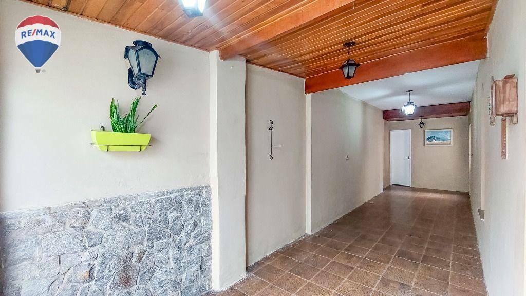 Sobrado à venda com 3 quartos, 210m² - Foto 30