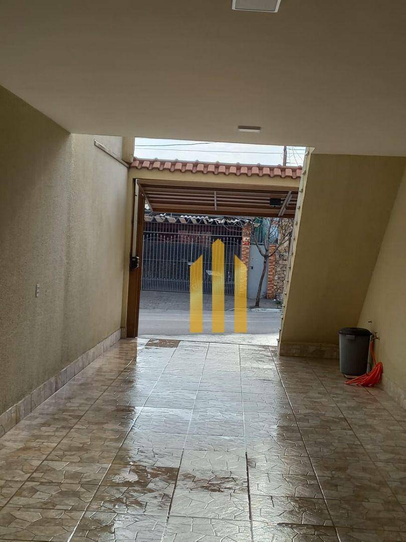 Sobrado à venda com 3 quartos, 180m² - Foto 45