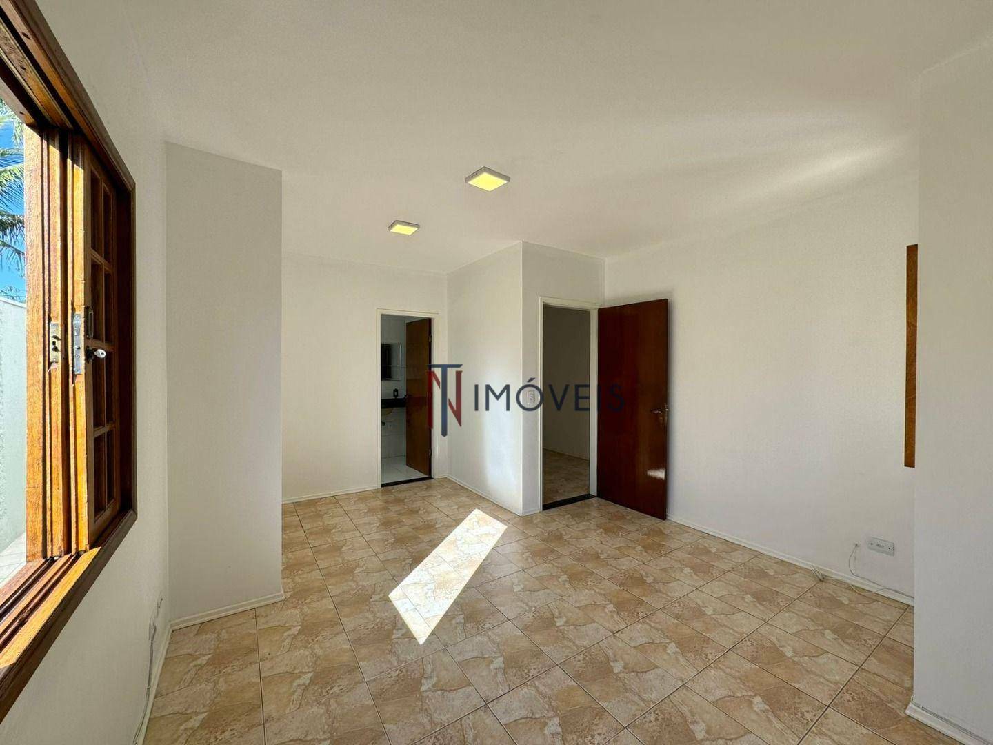 Casa para alugar com 3 quartos, 210m² - Foto 16