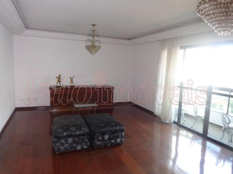 Apartamento para alugar com 3 quartos, 219m² - Foto 2