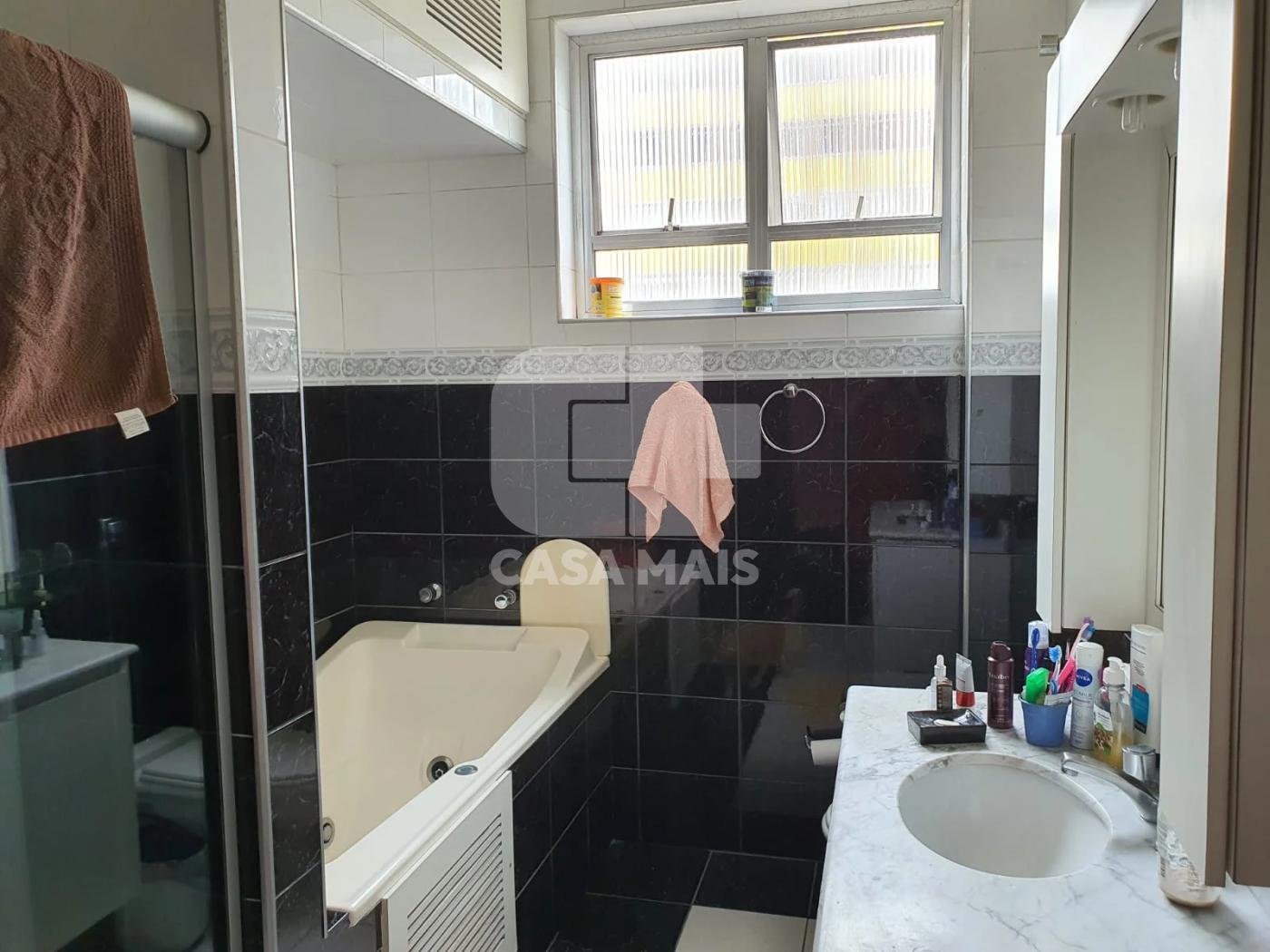 Apartamento à venda com 3 quartos, 141m² - Foto 13