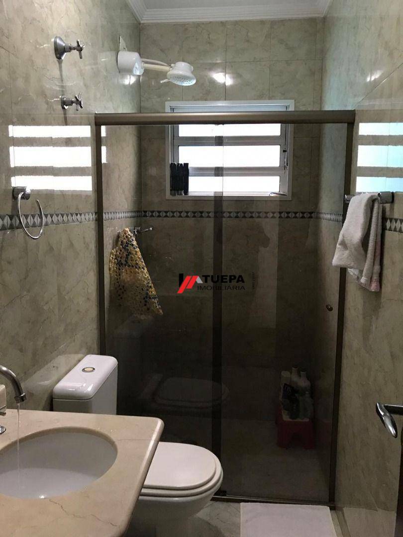 Sobrado à venda com 3 quartos, 200m² - Foto 4