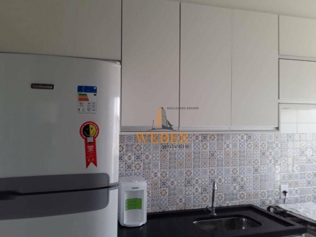 Apartamento à venda com 2 quartos, 37m² - Foto 15