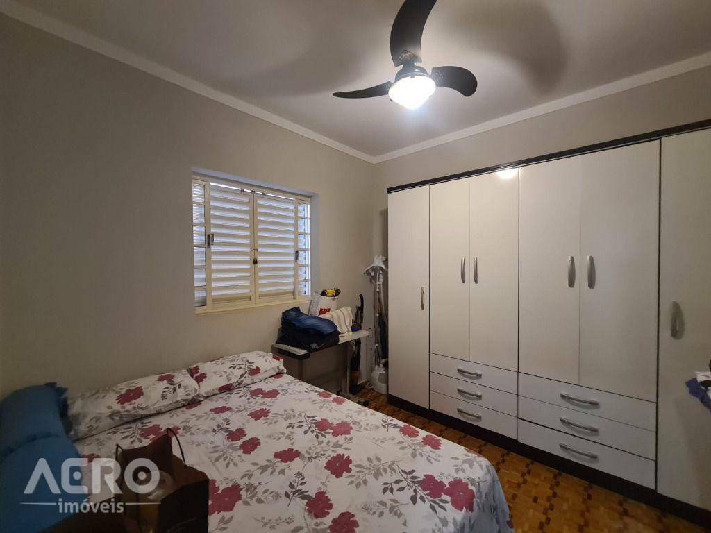 Casa à venda com 3 quartos, 248m² - Foto 28