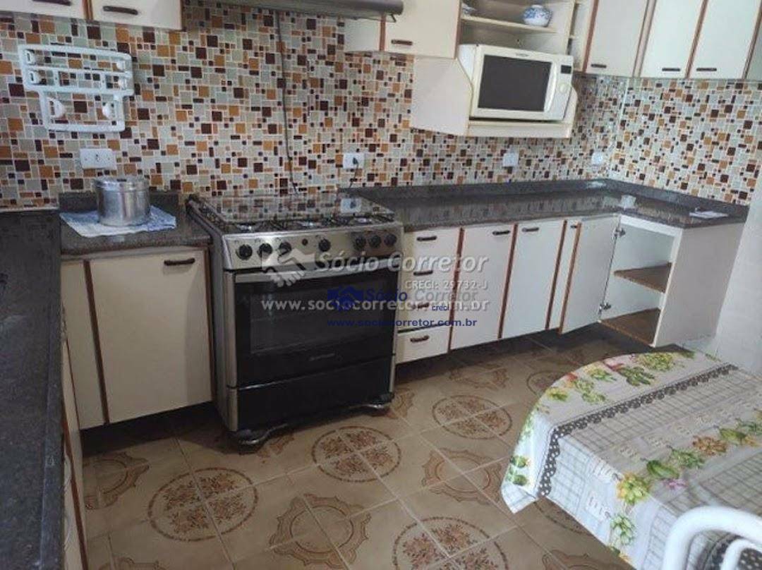 Sobrado à venda com 2 quartos, 300m² - Foto 13