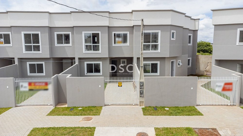 Sobrado à venda com 3 quartos, 102m² - Foto 1