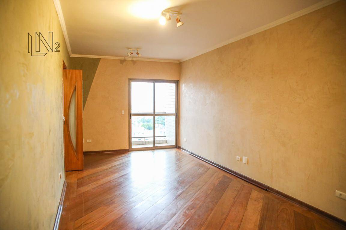 Apartamento para alugar com 3 quartos, 105m² - Foto 1