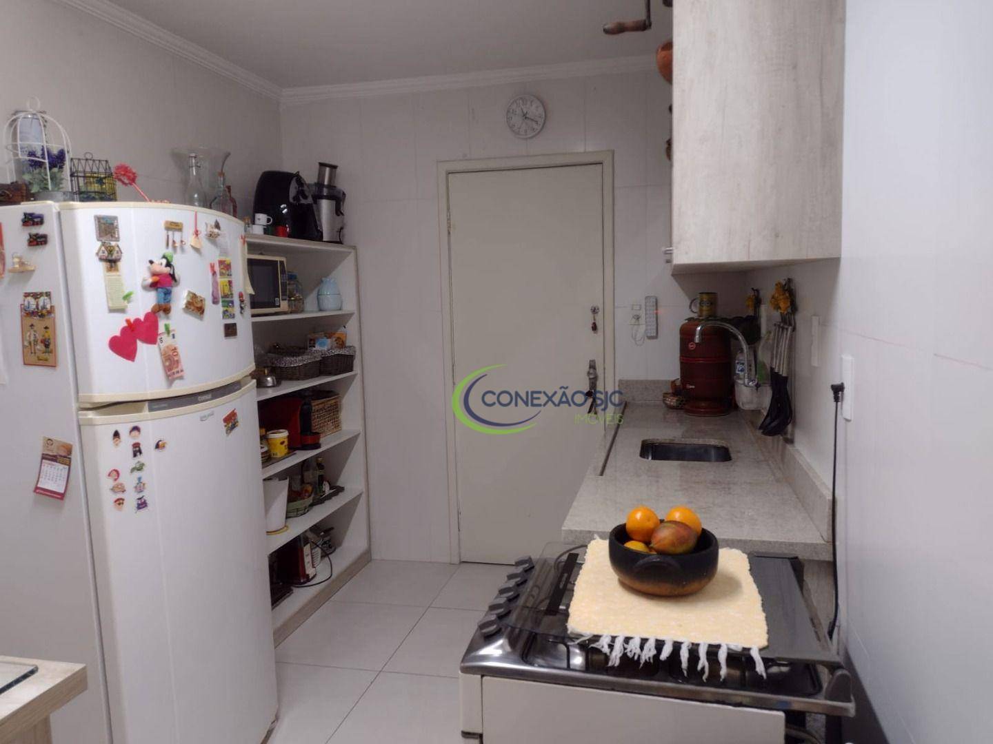 Apartamento à venda com 3 quartos, 90m² - Foto 4