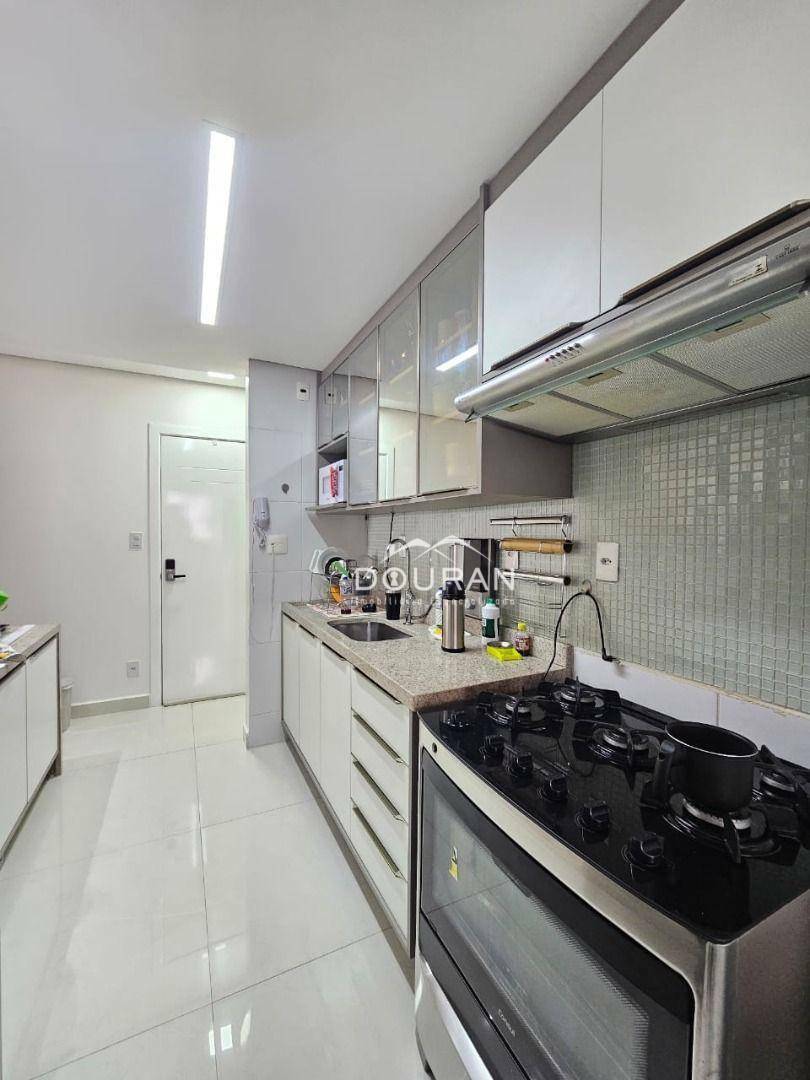 Apartamento à venda com 3 quartos, 98m² - Foto 9