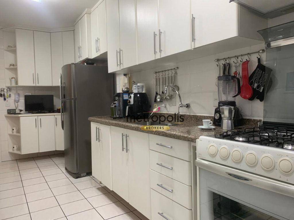 Apartamento à venda com 3 quartos, 107m² - Foto 8