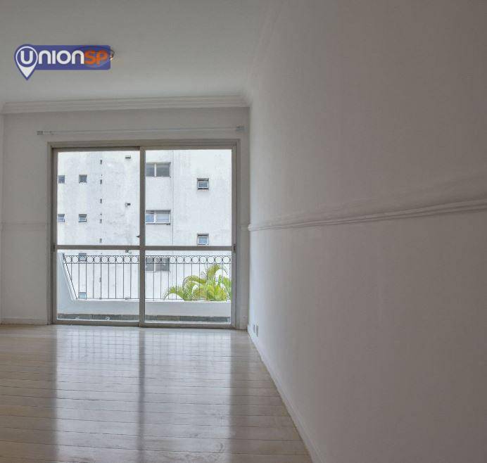 Apartamento à venda com 3 quartos, 107m² - Foto 1