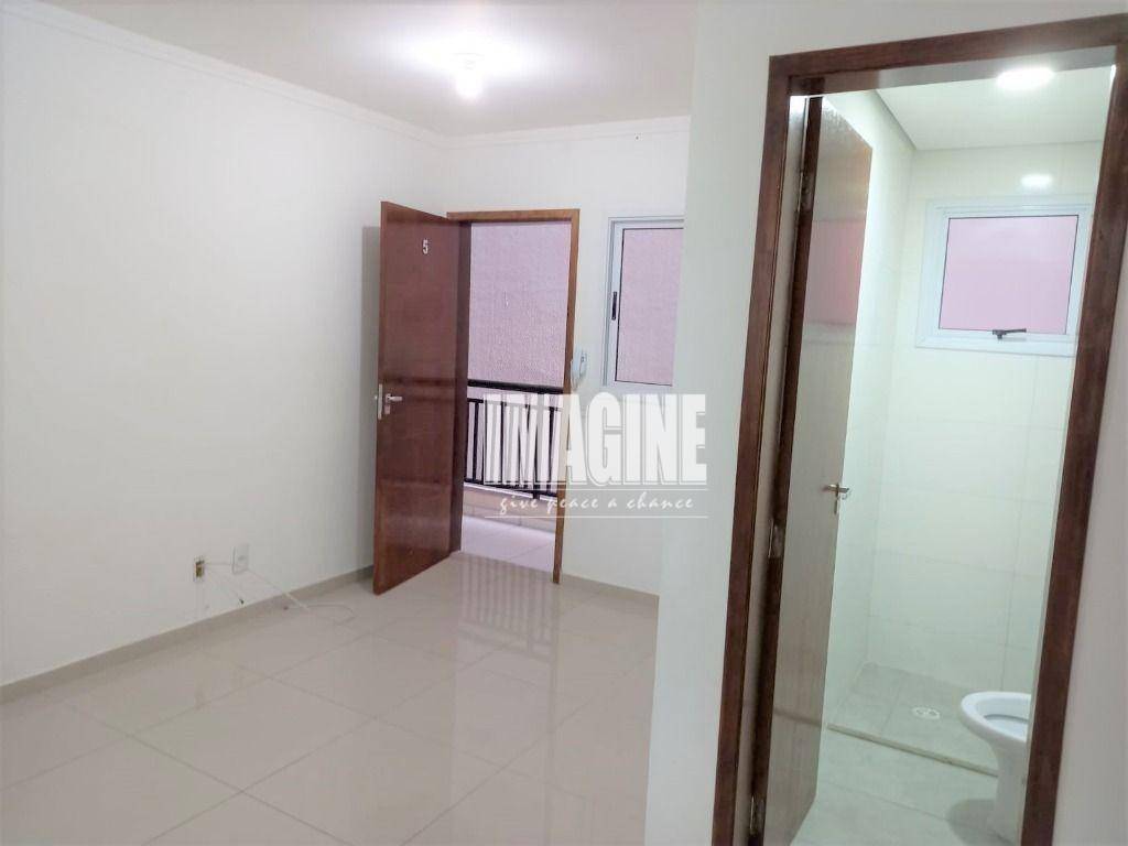 Apartamento para alugar com 2 quartos, 40m² - Foto 1