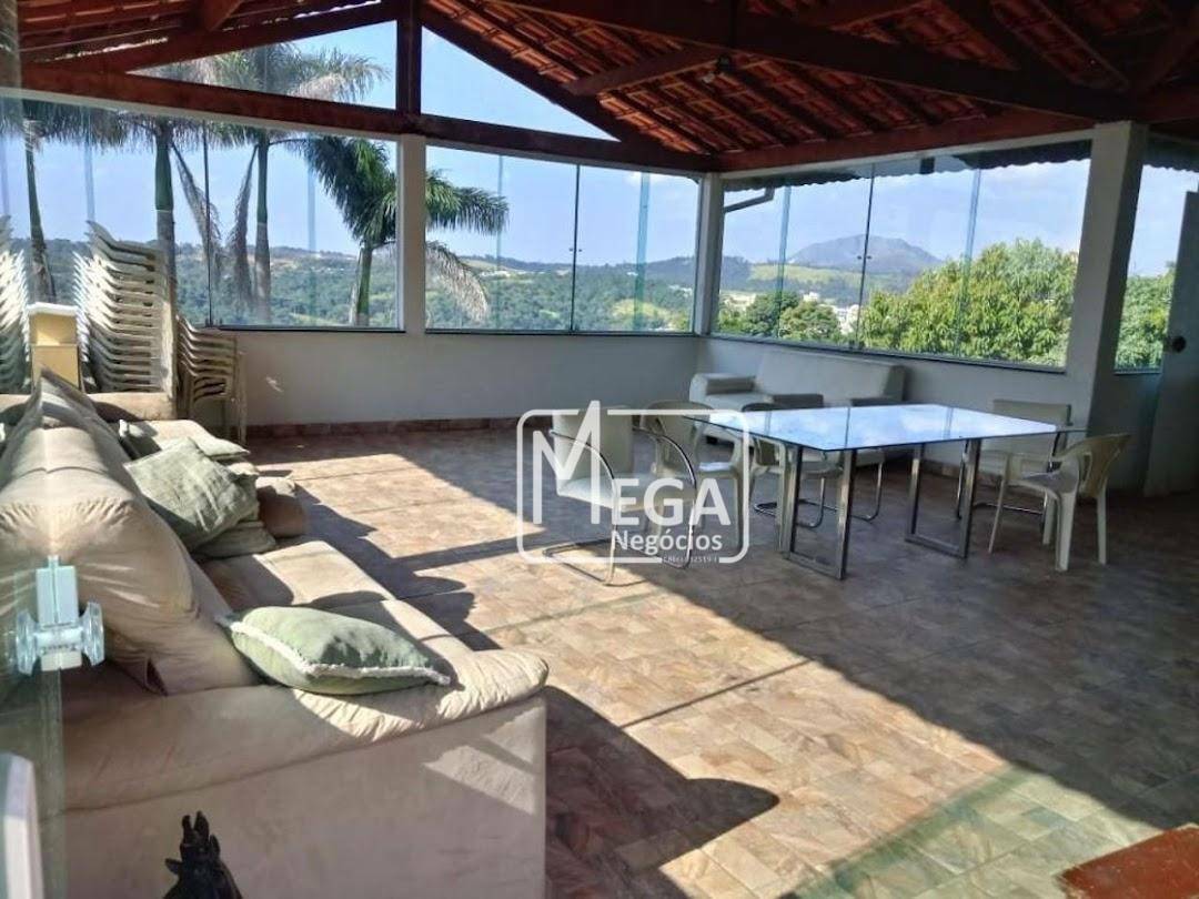 Chácara à venda com 6 quartos, 679m² - Foto 42