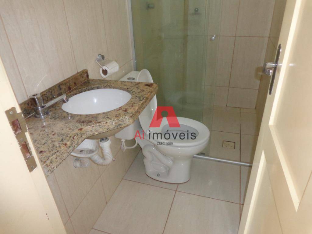 Apartamento para alugar com 2 quartos, 70m² - Foto 9