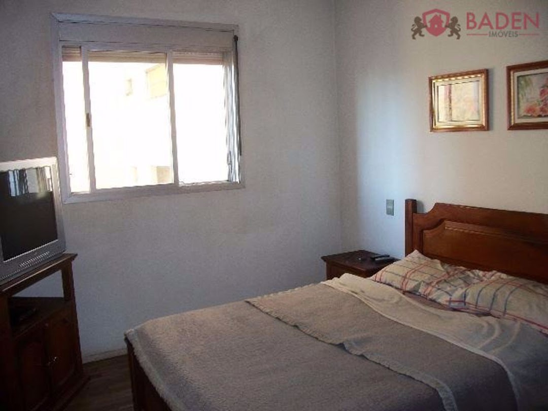 Apartamento à venda com 3 quartos, 97m² - Foto 7